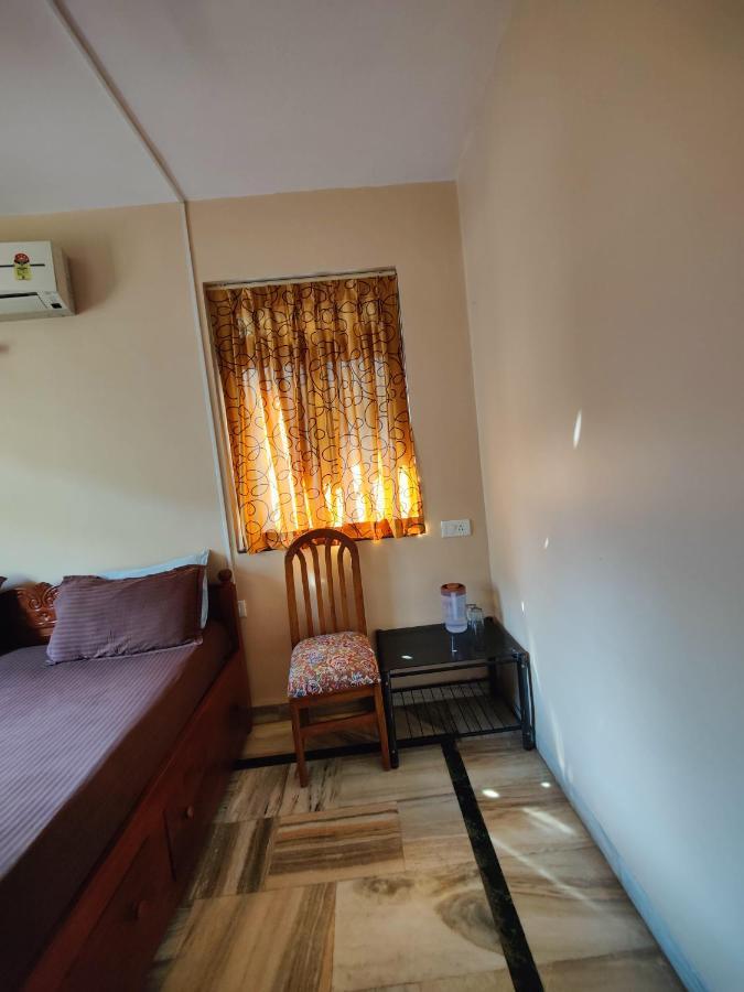 Menezes House Ξενοδοχείο Panaji Εξωτερικό φωτογραφία