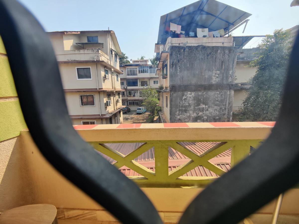 Menezes House Ξενοδοχείο Panaji Εξωτερικό φωτογραφία