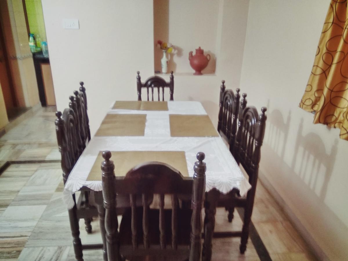 Menezes House Ξενοδοχείο Panaji Εξωτερικό φωτογραφία